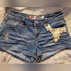Grane Jean Shorts Size 7 (Juniors)